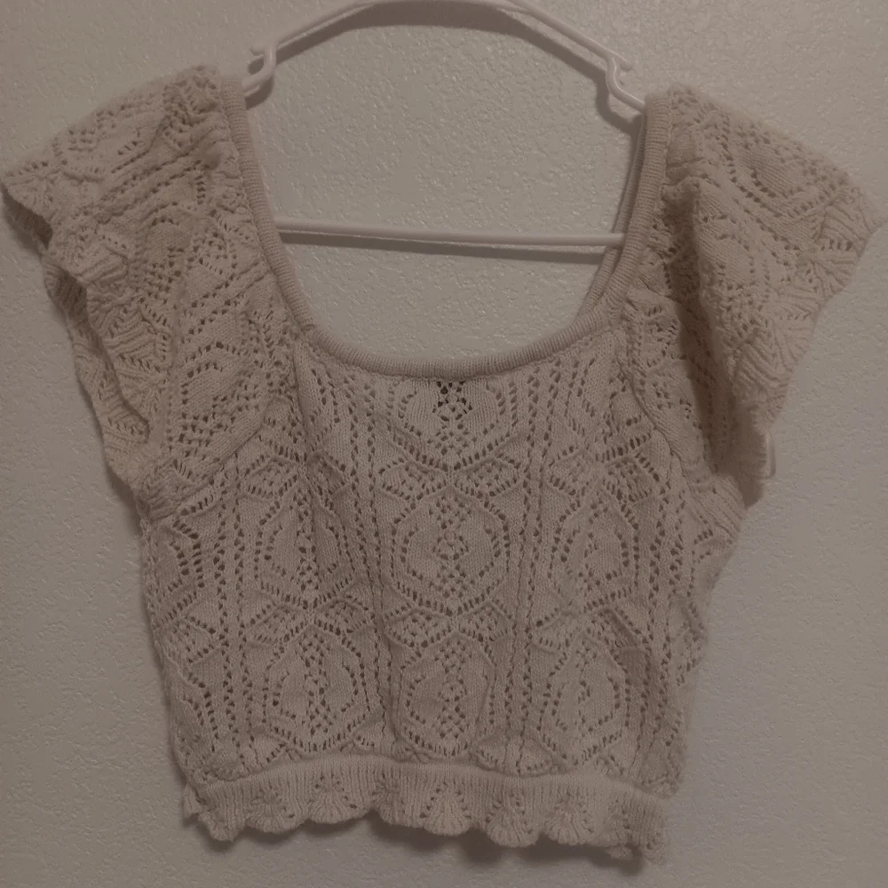 Knit Crop Top - Picture 4 of 4